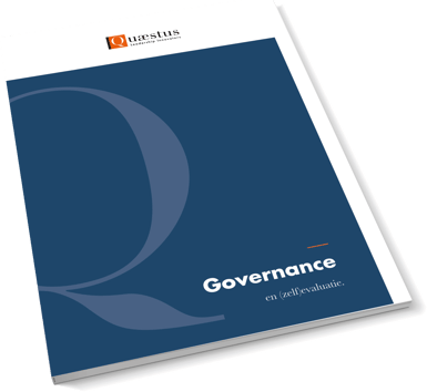 mockup staand folder Governance zelfevaluatie